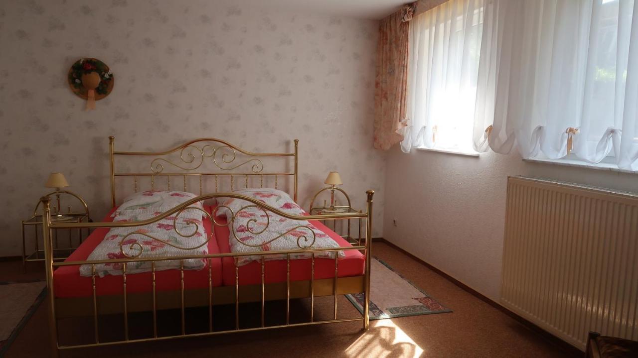 Ferienwohnung Walter - ฟรีดริชโรดา ภายนอก รูปภาพ